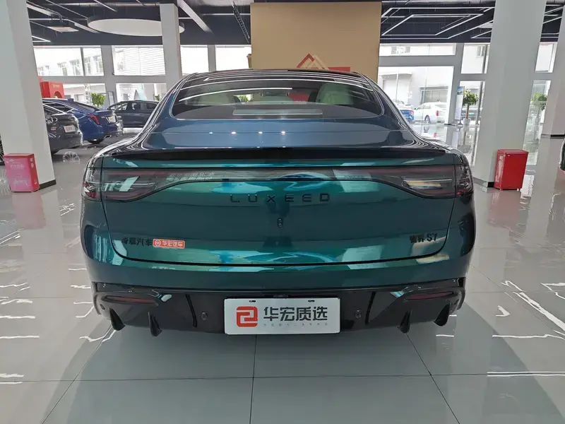 2026 Luxeed S7 с пробегом 12 800 км