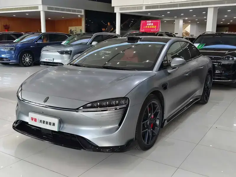 2026 Luxeed S7 с пробегом 13 000 км