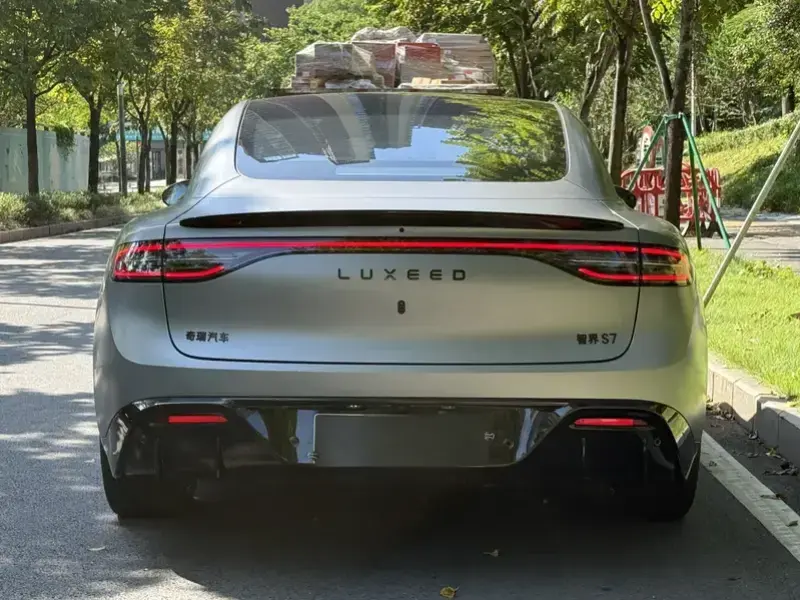2026 Luxeed S7 с пробегом 19 000 км
