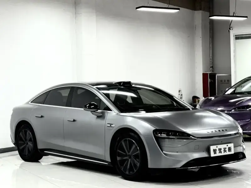 2024 Luxeed S7 с пробегом 10 000 км