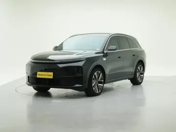 2024 Li Auto (Lixiang) L6 с пробегом 108 000 км