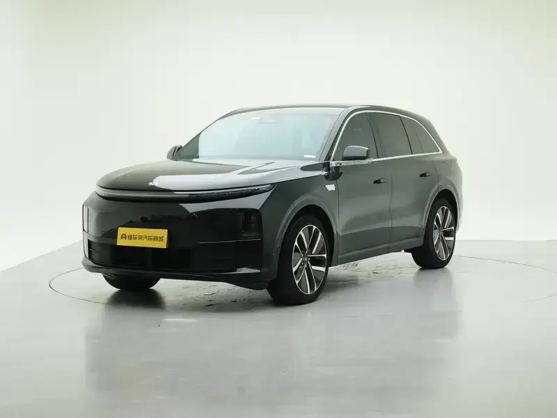 2024 Li Auto (Lixiang) L6 с пробегом 108 000 км