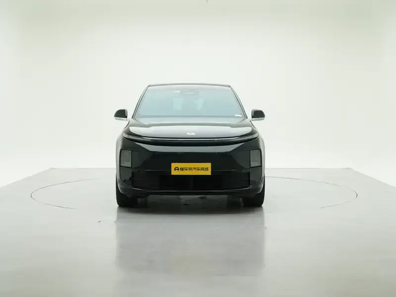 2024 Li Auto (Lixiang) L6 с пробегом 108 000 км