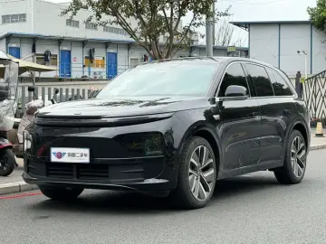 Li Auto (Lixiang) L6