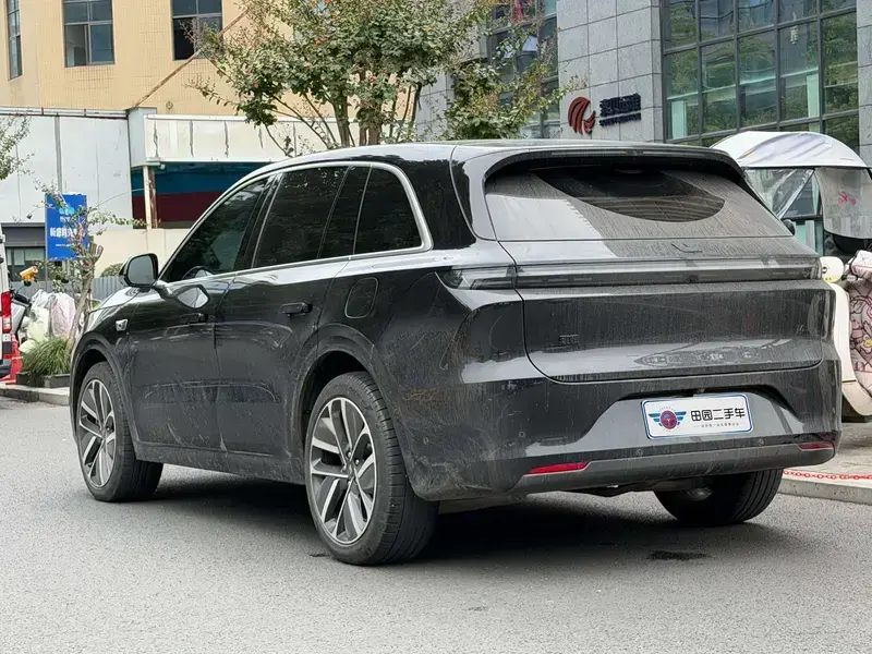 2024 Li Auto (Lixiang) L6 с пробегом 51 000 км