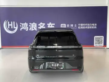 2025 Li Auto (Lixiang) L6 с пробегом 39 000 км