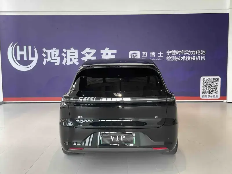 2025 Li Auto (Lixiang) L6 с пробегом 39 000 км