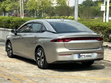 2022 Aion S с пробегом 110 000 км