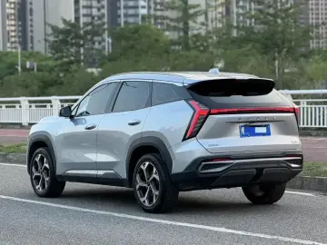 2023 Geely Boyue L с пробегом 29 000 км