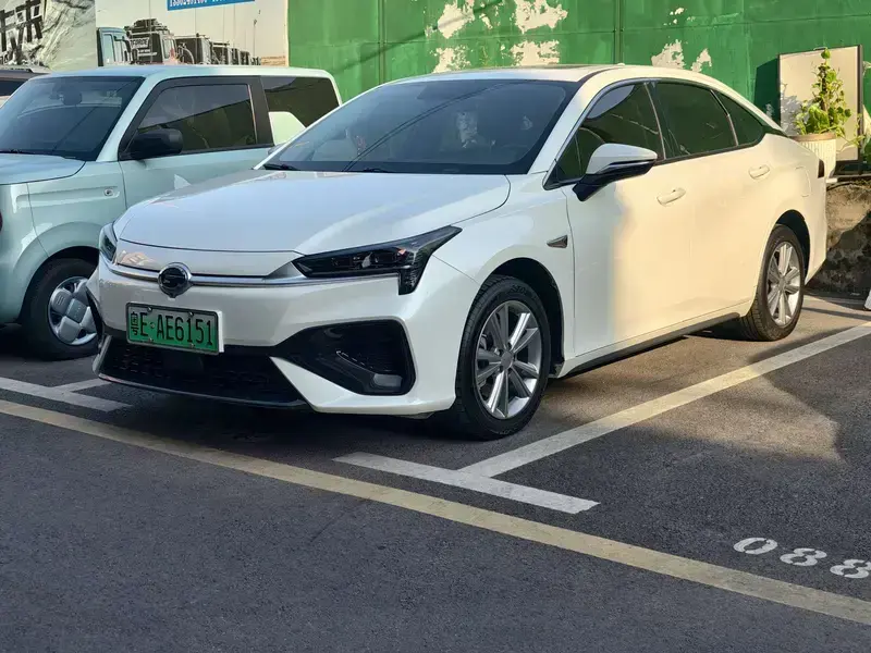 2023 Aion S с пробегом 110 000 км