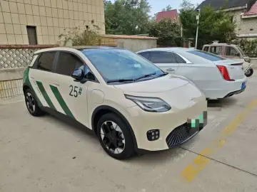2025 Aion UT с пробегом 20 000 км