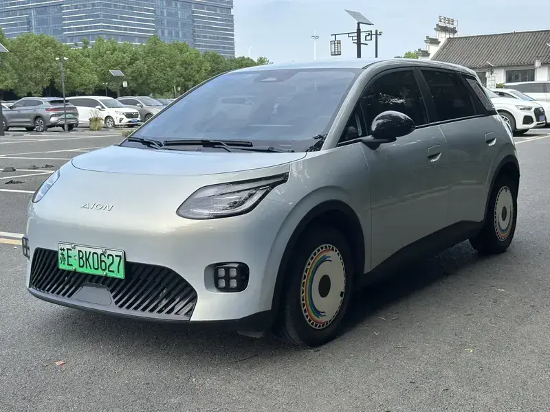 2025 Aion UT с пробегом 24 000 км