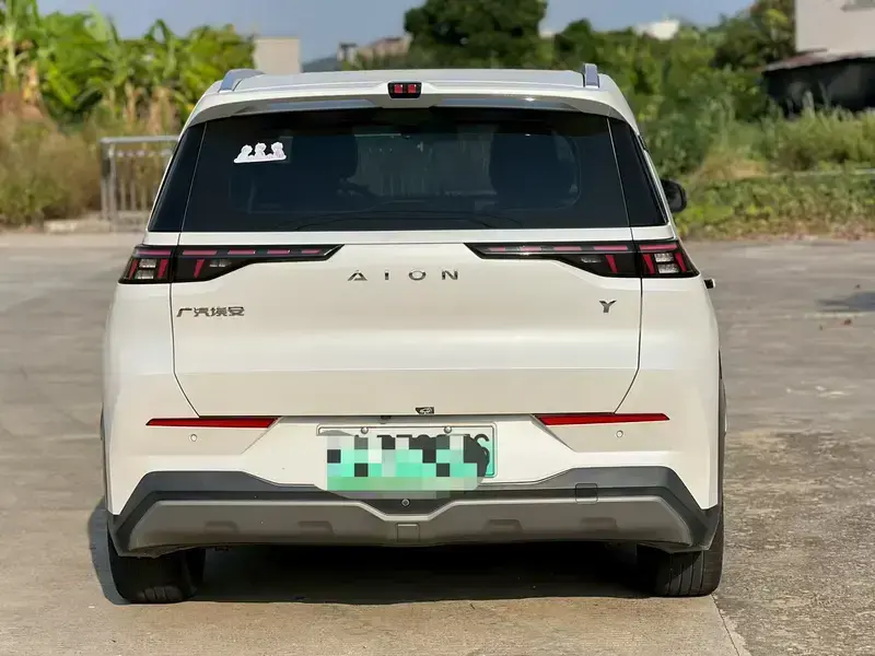 2022 Aion Y с пробегом 72 000 км