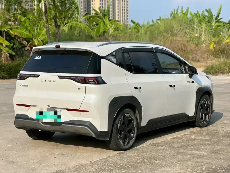 2022 Aion Y с пробегом 72 000 км