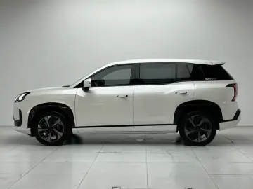 2026 Aion V с пробегом 16 800 км