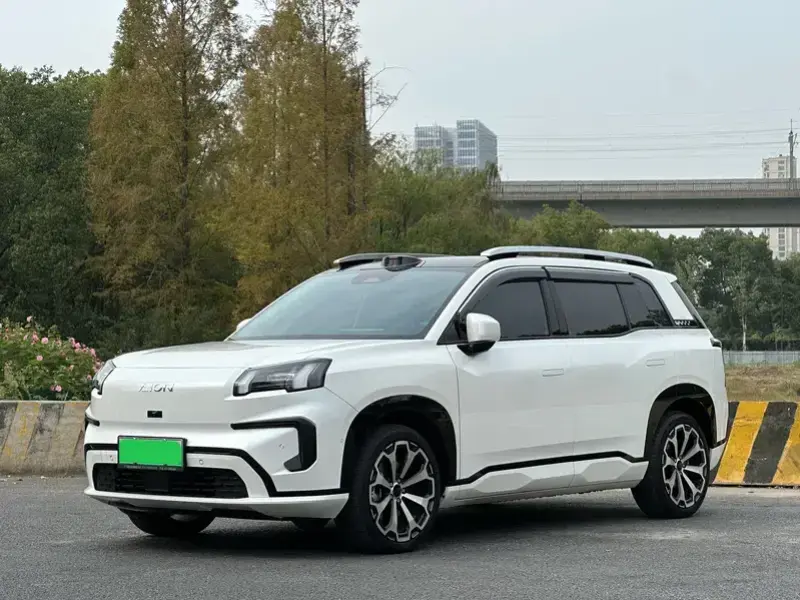 2024 Aion V с пробегом 42 000 км