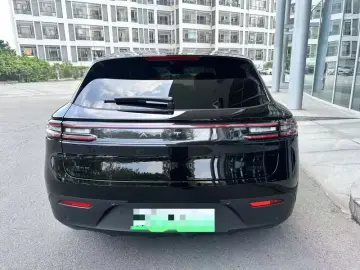 2024 Aito M5 с пробегом 14 000 км