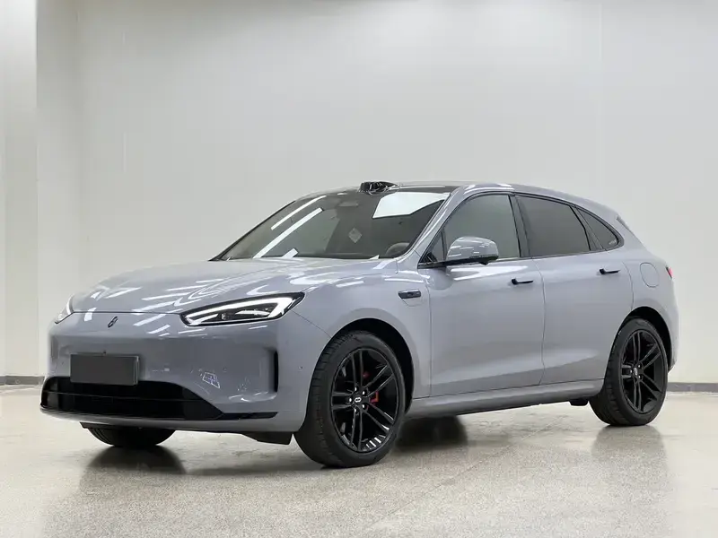 2024 Aito M5 с пробегом 19 500 км