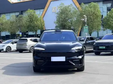 2026 Aito M6 с пробегом 4 000 км