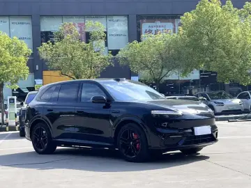 2026 Aito M6 с пробегом 4 000 км
