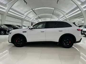 2026 Aito M6 с пробегом 12 400 км