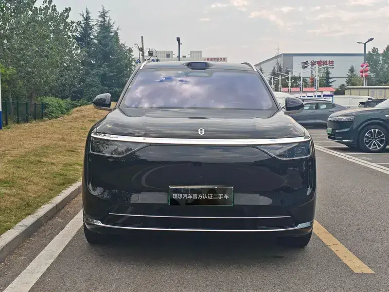 2025 Aito M8 с пробегом 41 000 км