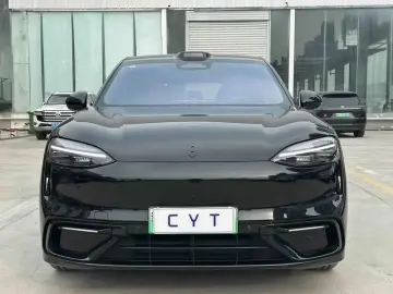 2026 Aito M6 с пробегом 3 000 км