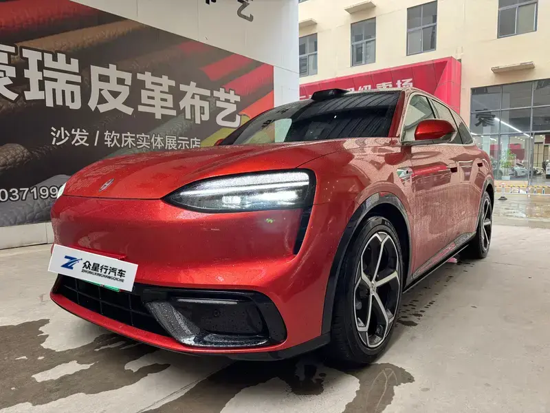 2026 Aito M6 с пробегом 3 700 км