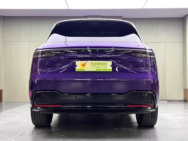 2026 Aito M6 с пробегом 4 000 км