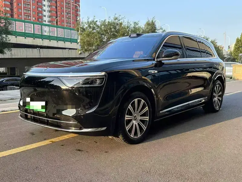 2025 Aito M8 с пробегом 38 000 км