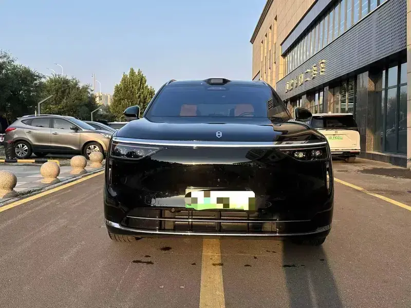 2025 Aito M8 с пробегом 38 000 км