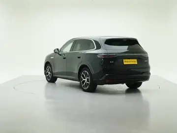 2026 Aito M6 с пробегом 9 700 км