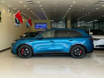 2026 Aito M6 с пробегом 3 000 км