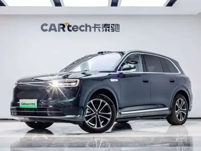 2026 Aito M7 с пробегом 8 500 км