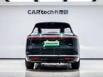 2026 Aito M7 с пробегом 8 500 км