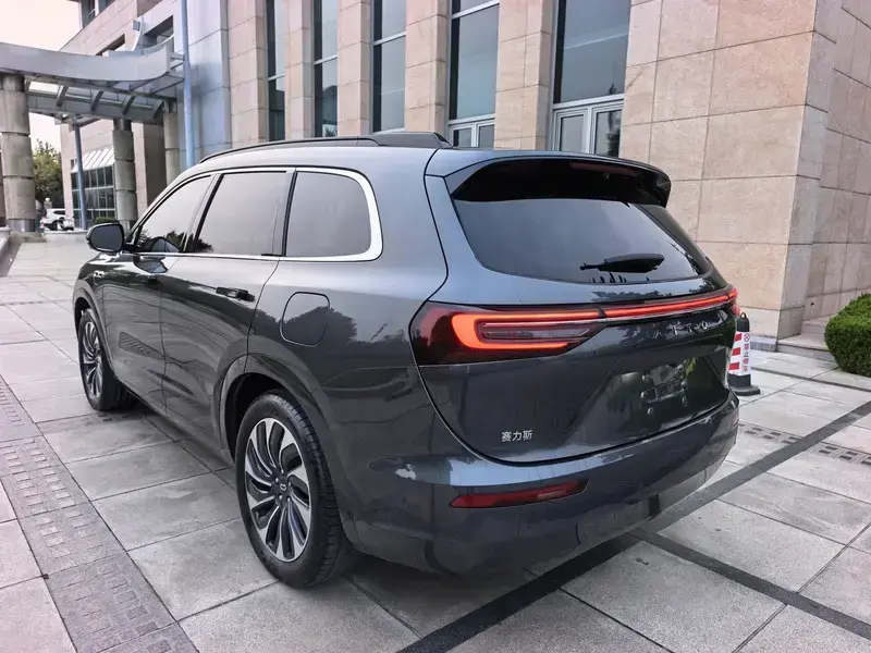 2024 Aito M7 с пробегом 65 000 км