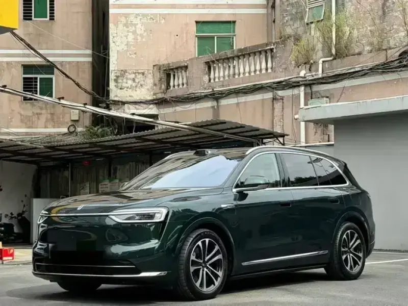 2026 Aito M7 с пробегом 10 000 км