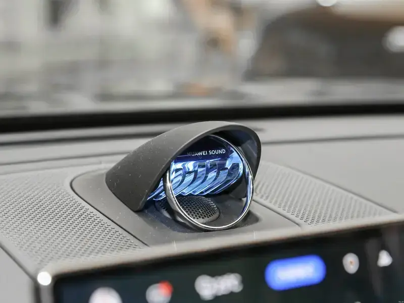 2026 Aito M7 с пробегом 10 000 км