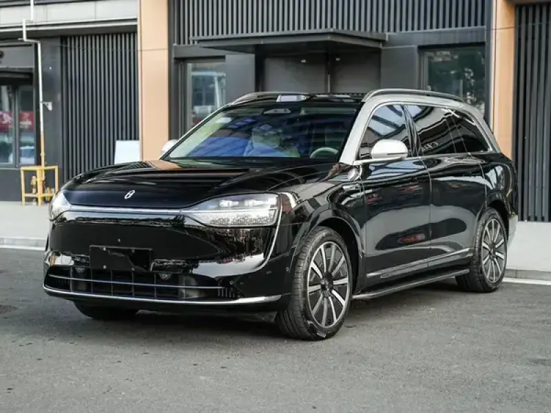 2024 Aito M9 с пробегом 40 000 км