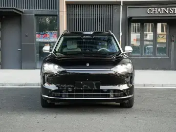 2024 Aito M9 с пробегом 40 000 км