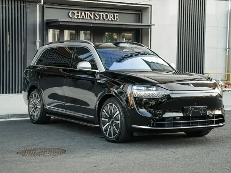 2024 Aito M9 с пробегом 40 000 км