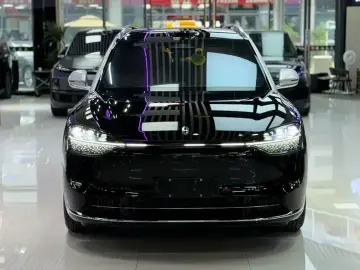2024 Aito M9 с пробегом 45 000 км