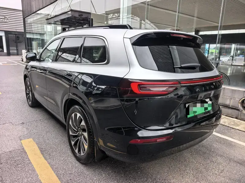 2024 Aito M7 с пробегом 28 000 км