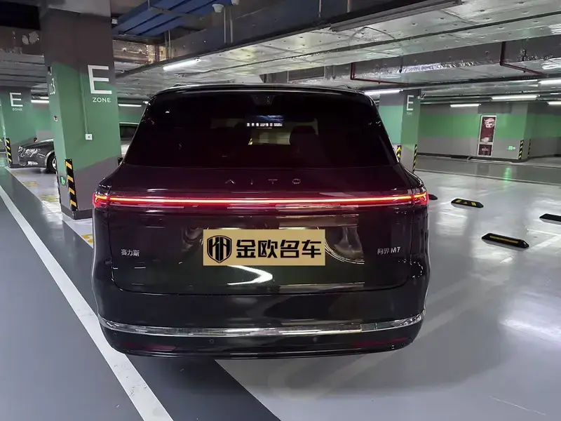2026 Aito M7 с пробегом 6 000 км