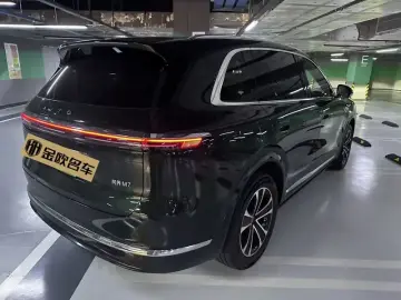 2026 Aito M7 с пробегом 6 000 км