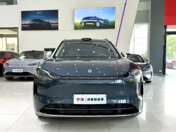 2024 Aito M9 с пробегом 43 000 км