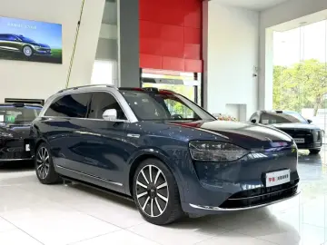 2024 Aito M9 с пробегом 43 000 км