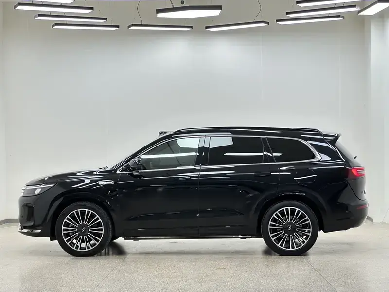 2024 Aito M7 с пробегом 40 500 км