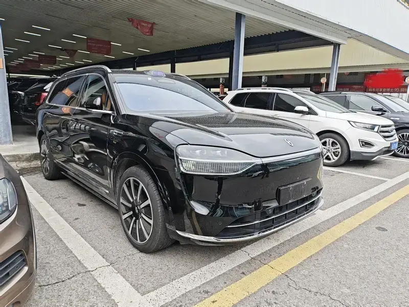 2024 Aito M9 с пробегом 30 000 км