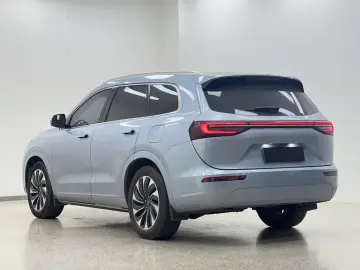 2024 Aito M7 с пробегом 83 200 км